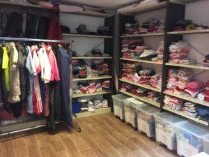 Le vestiaire de l'association Jumeaux et Plus 33